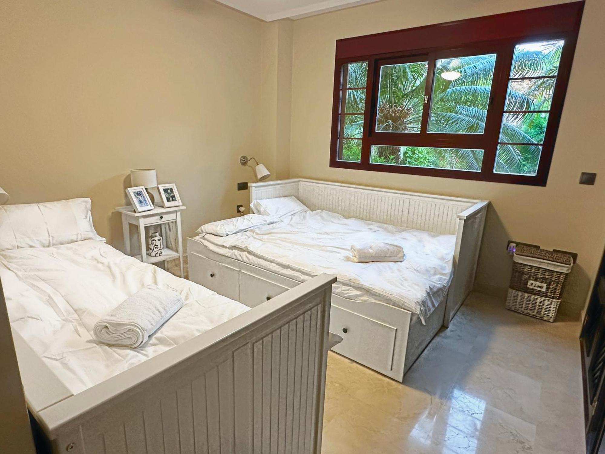 Picasso Apartment In El Soto De La Mairena Ojén Extérieur photo